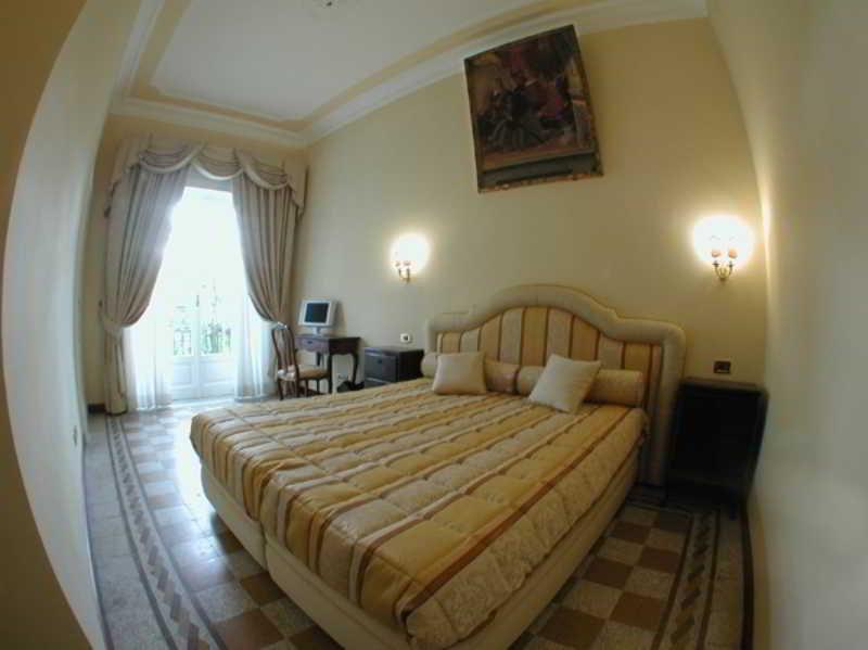 Episcopo Lipinsky Luxury Suites Rome Chambre photo